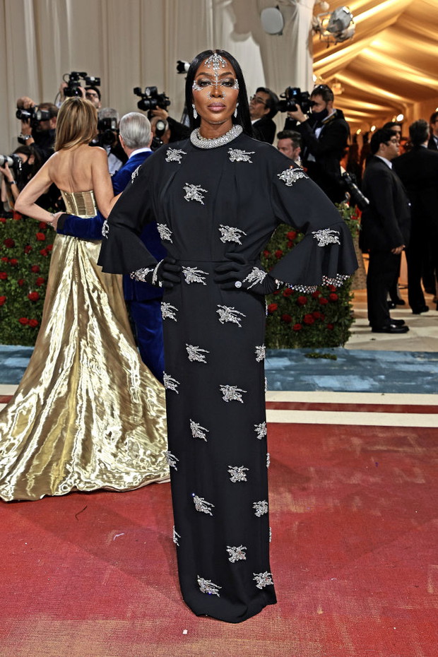 Met Gala 2022 stylizacje gwiazd: Naomi Campbell