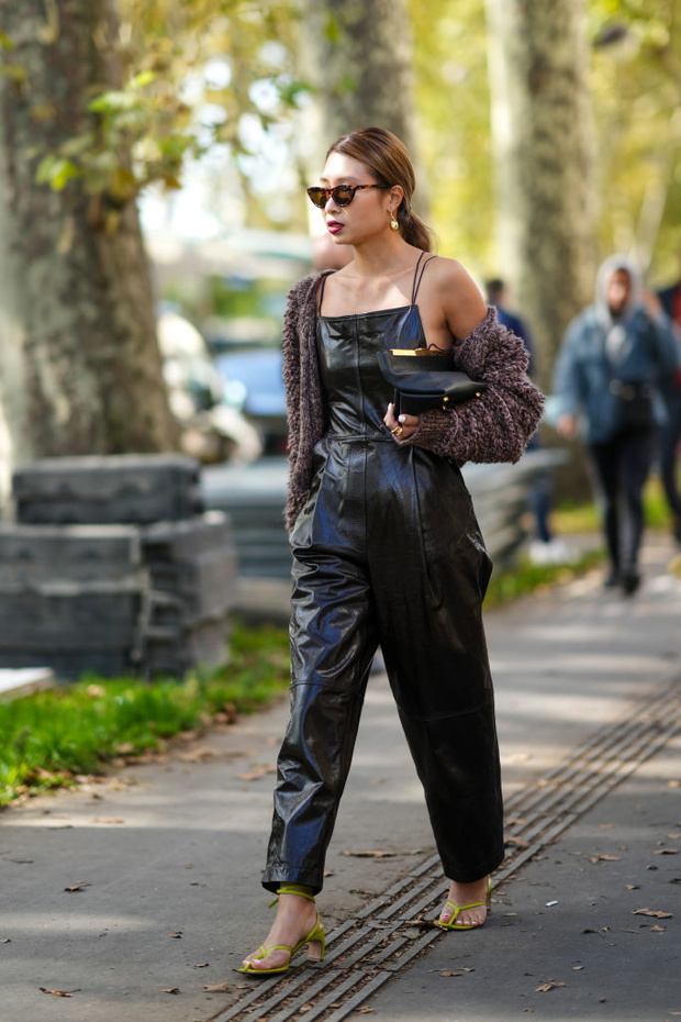 Street Style : Day Four -  Paris Fashion Week - Womenswear Spring Summer 2022