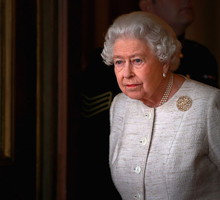Odpowiedź królowej Elżbiety II na zarzuty Harry'ego i Meghan wobec Pałacu