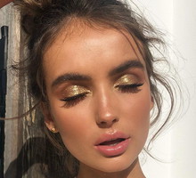 Golden hour skin - trend w makijażu na lato 2022