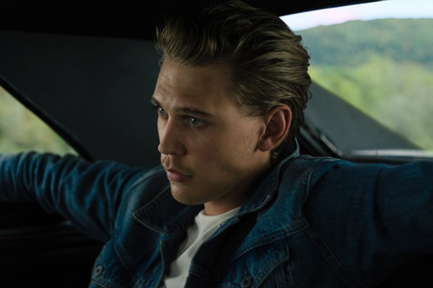 Austin Butler kiedyś i dziś