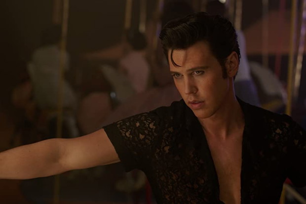Austin Butler kiedyś i dziś