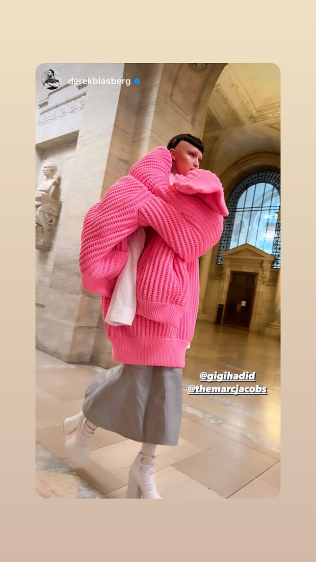 Gigi i Bella Hadid z ogolonymi głowami na pokazie Marca Jacobsa