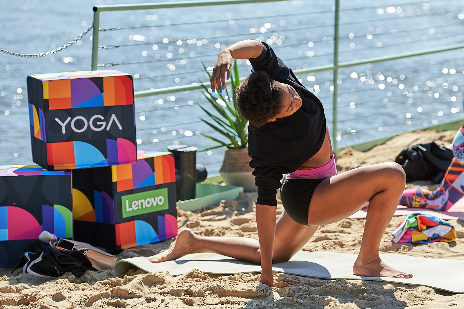 LENOVO YOGA