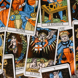 Tarot – karta dnia, karta na dziś. Jak interpretować karty?