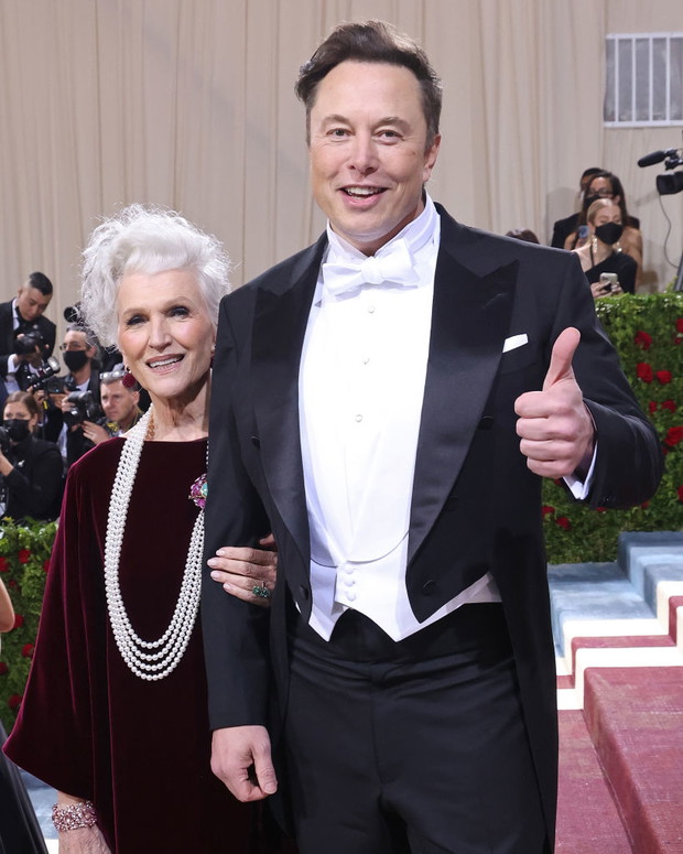 Elon i Maye Musk