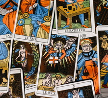 Tarot – karta dnia, karta na dziś. Jak interpretować karty?