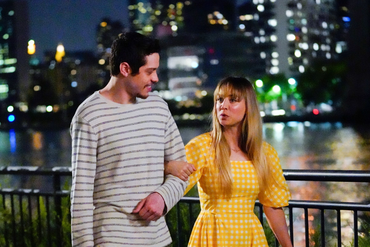 Pete Davidson i Kaley Cuoco na planie nowej komedii