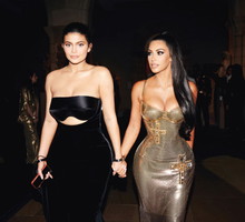 Kylie Jenner i Kim Kardashian wkurzone na zmiany na Instagramie