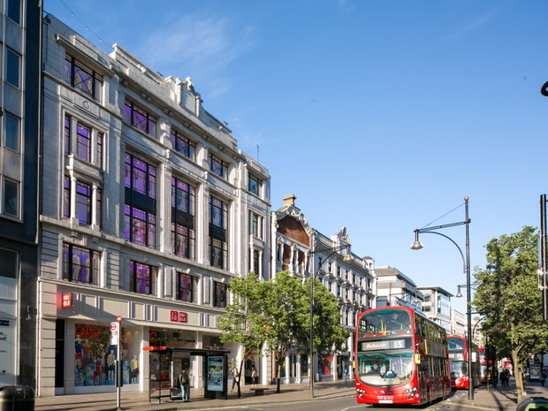 Sklep Uniqlo w UK