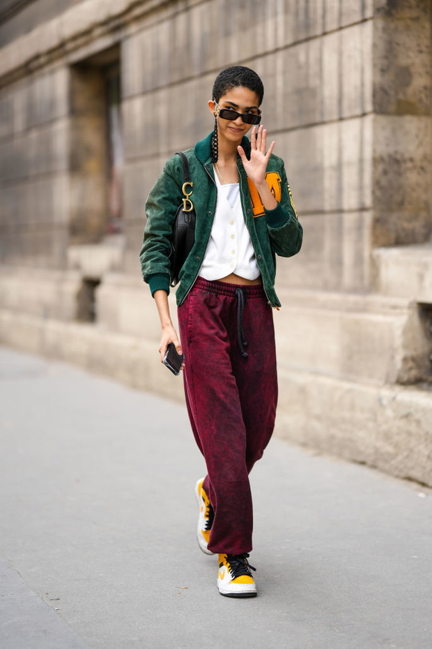 Street Style - Paris Fashion Week - Menswear Spring/Summer 2023 : Day Six