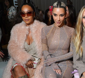 Sarah Jessica Parker, Kim Kardashian i inne gwiazdy mody spotkały się, by świętować 25-lecie ulubionej torebki Carrie Bradshaw!