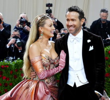 Ryan Reynolds przygotował niespodziankę z okazji 35. urodzin Blake Lively. To prezent dla niej? Czy może bardziej dla nas?