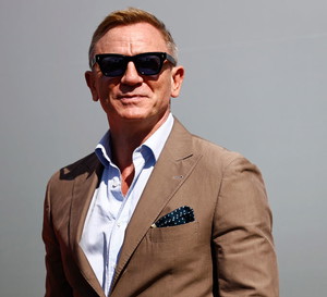 Daniel Craig