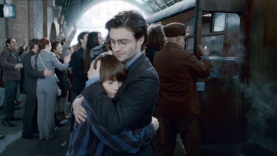 Syn Harry'ego Pottera ma dziś 24 lata! Bardzo się zmienił od czasu występu w kultowym filmie?