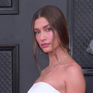 Hailey Bieber