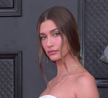 Hailey Bieber