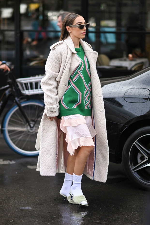 Najlepsze stylizacje street style na Paris Fashion Week
