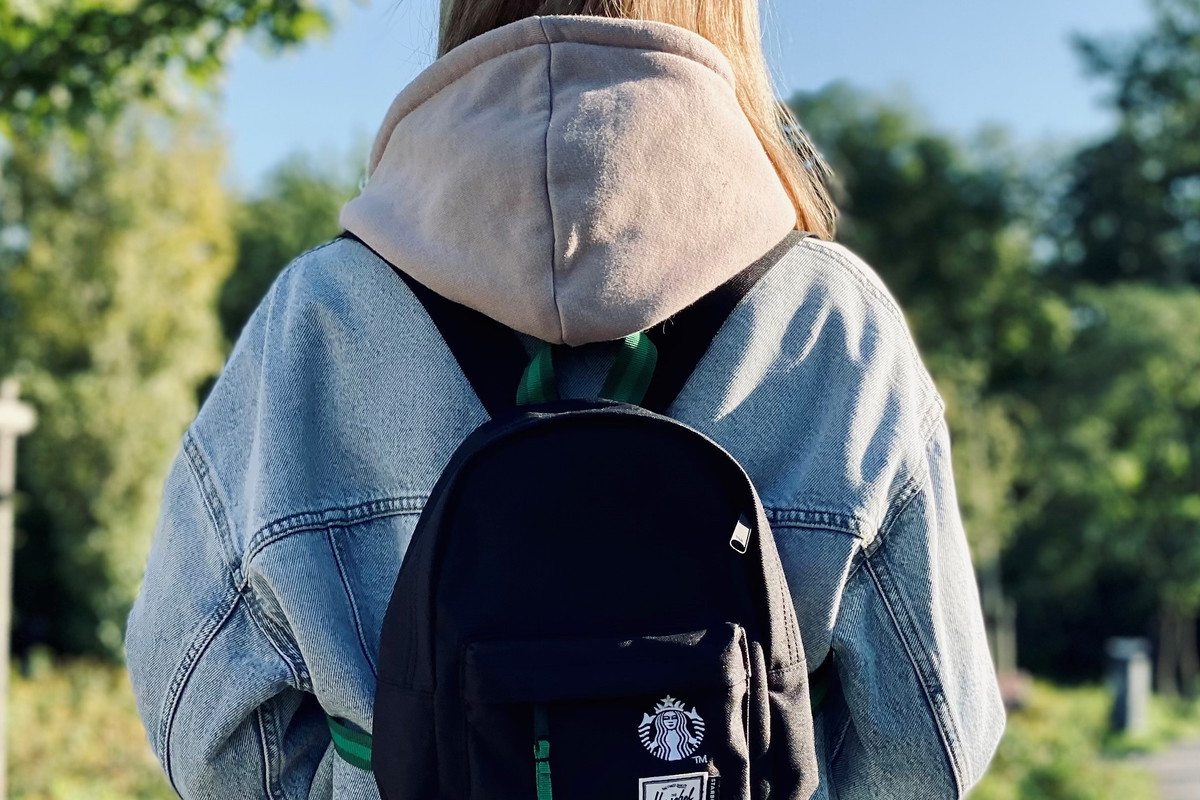 Starbucks X Herschel