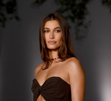Hailey Bieber