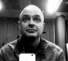 Jacek „Budyń” Szymkiewicz nie żyje. Gwiazdy żegnają muzyka