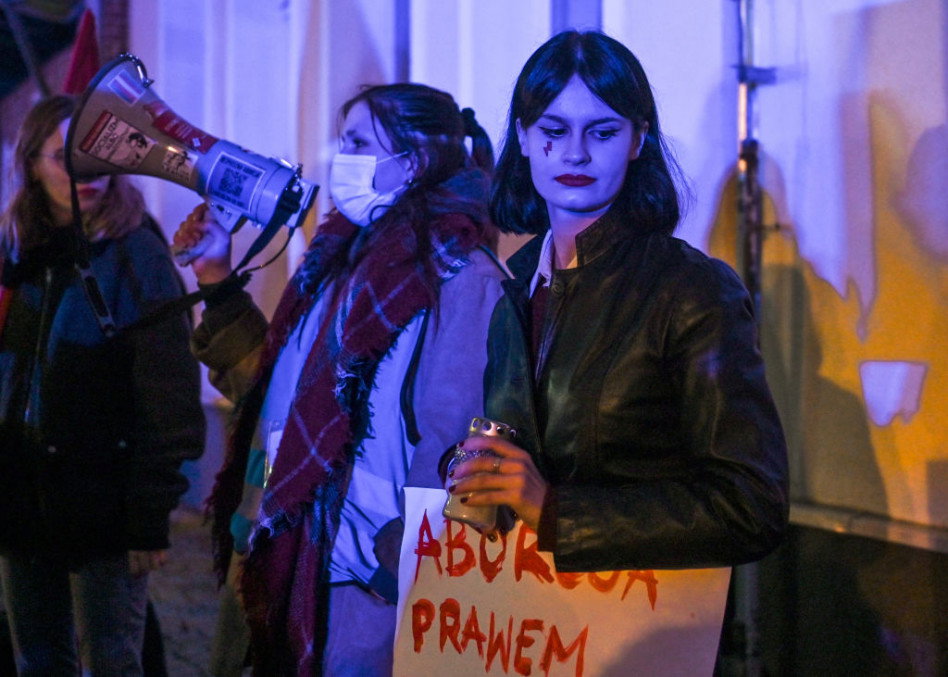 Kaja Godek chce kar za informowanie o możliwości przerwania ciąży