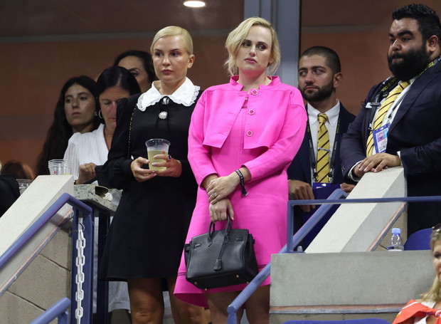 Rebel Wilson i Ramona Agruma