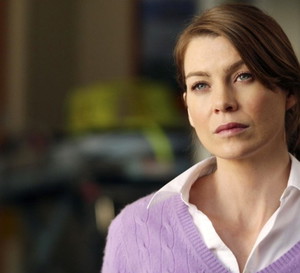 Dr Meredith Grey znika z „Chirurgów”. Ellen Pompeo po 17 latach żegna się z rolą w kultowym serialu