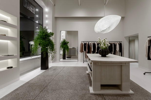 Flagowy butik LEBRAND w Warszawie