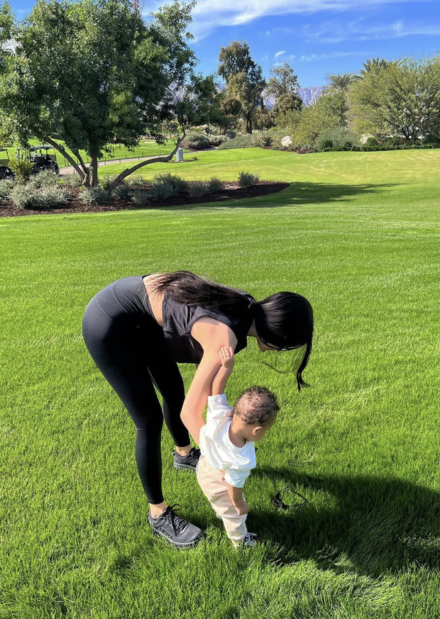Kylie Jenner z synkiem