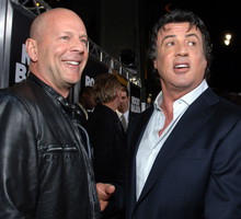 Sylvester Stallone przekazał nowe informacje o stanie zdrowia Bruce'a Willisa. Nie ma dobrych wieści