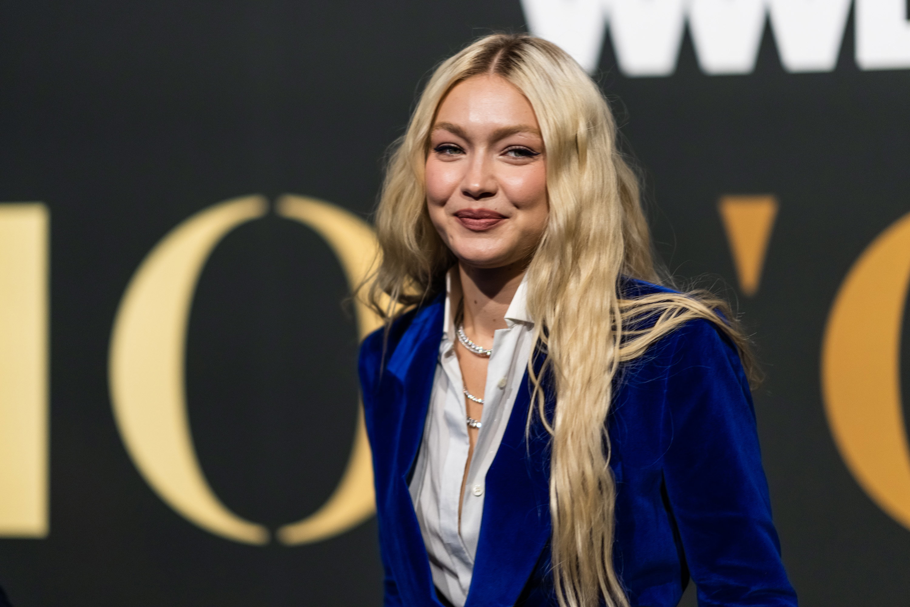 Gigi Hadid założyła płaszcz od polskiej marki