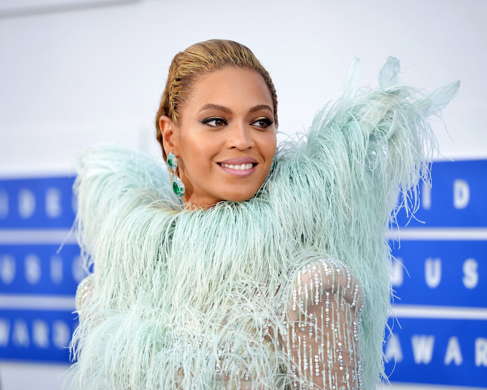 Makijażysta Beyonce wytypował najlepszy kosmetyk do stylizacji brwi. Żel utrwala je i trzyma kształt przez cały dzień