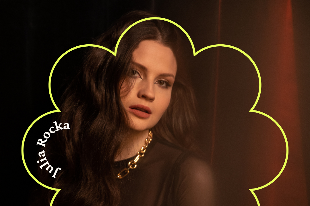 Glamour Radar: Julia Rocka
