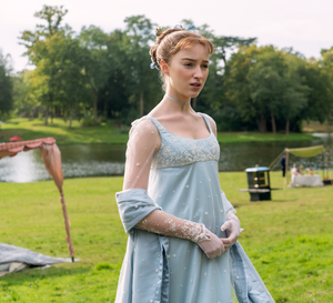 Phoebe Dynevor nie wystąpi w 3. sezonie „Bridgertonów”
