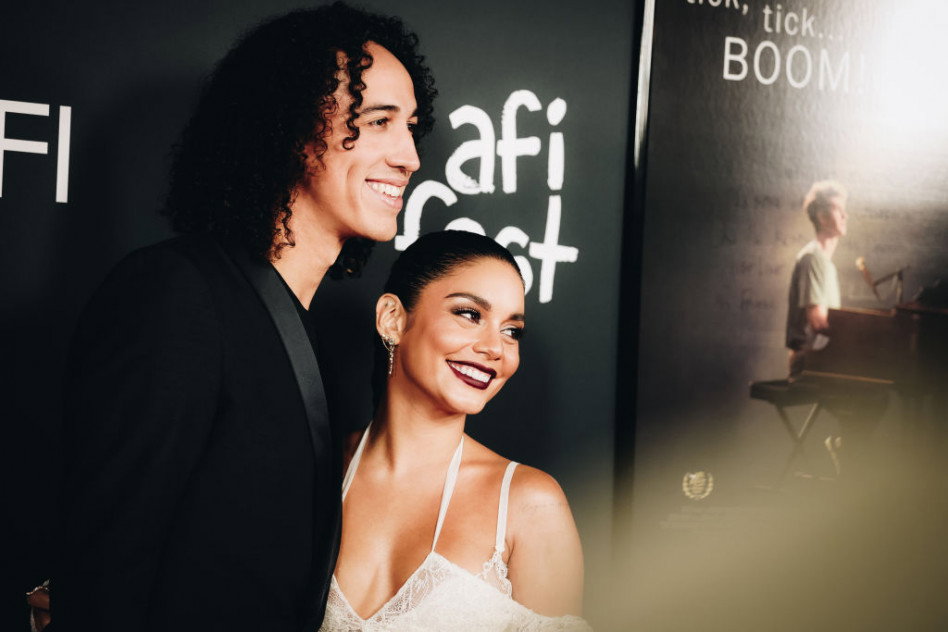 Vanessa Hudgens i Cole Tucker zaręczeni