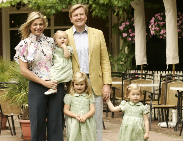 Księżniczka Amalia z rodziną