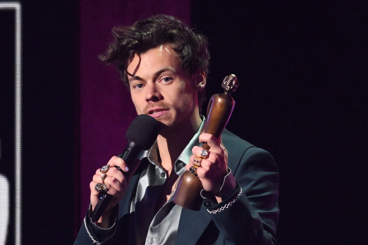 Harry Styles dedykował swoją nagrodę Brit Award kobietom, które nie zostały nominowane. Wzruszające słowa czy puste hasła?