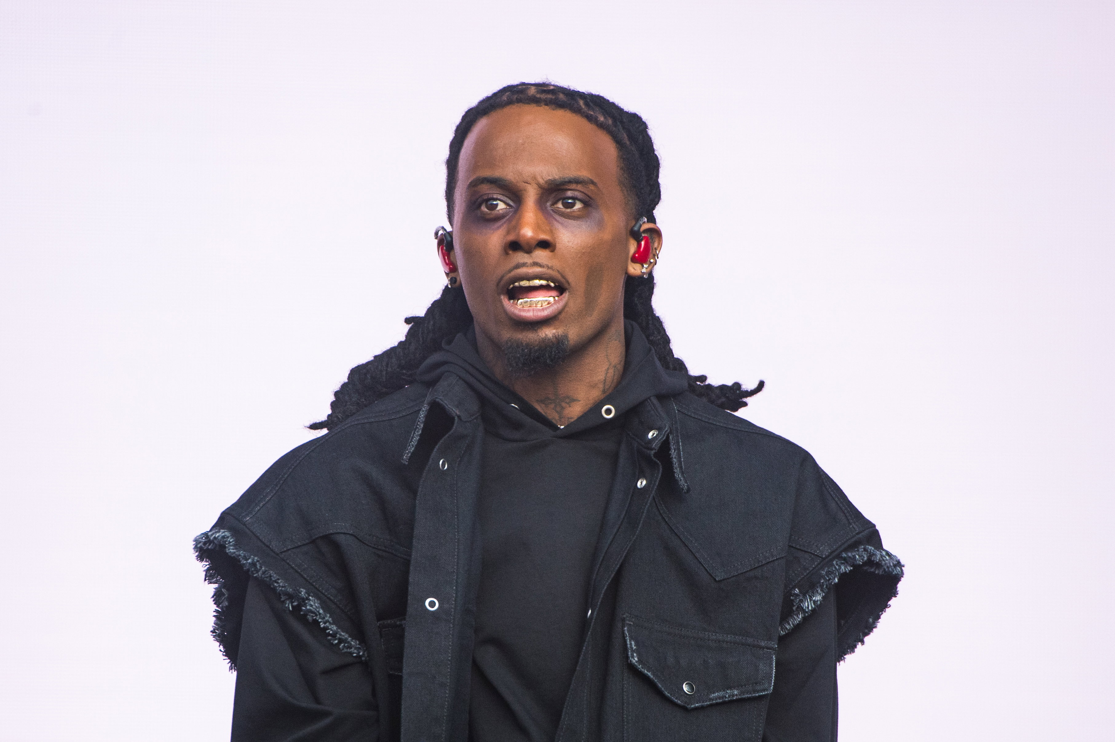Playboi Carti aresztowany za duszenie ciężarnej partnerki. Iggy Azalea komentuje: „Ostrzegałam cię”