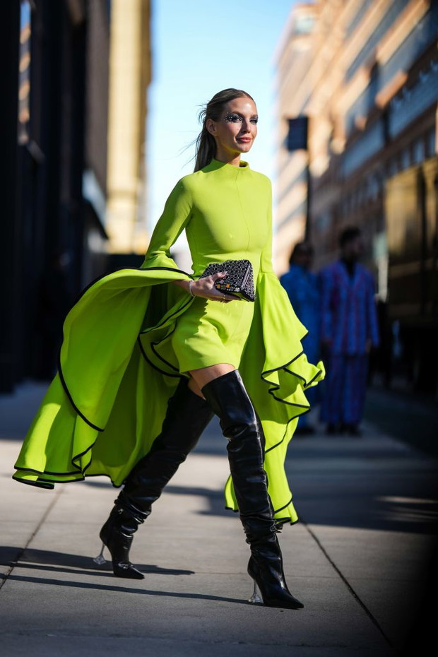 Street style na New York Fashion Week jesień-zima 2023/2024