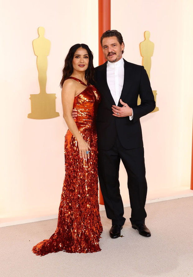 Salma Hayek, podobnie jak my, leci na Pedro Pascala