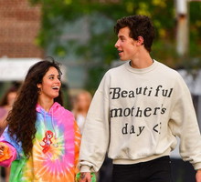 Camila Cabello i ShawCamila Cabello i Shawn Mendes oficjalnie razem! Piosenkarka złożyła wzruszające życzenia swojemu chłopakowi n Mendes oficjalnie razem! Piosenkarka złożyła wzruszające życzenia swojemu chłopakowi