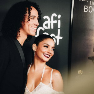 Vanessa Hudgens i Cole Tucker zaręczeni