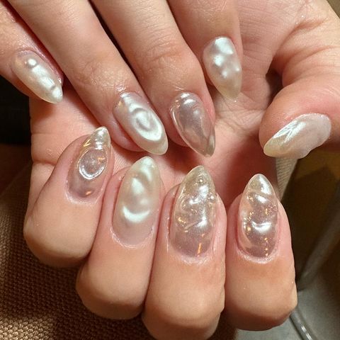 Pearl nails