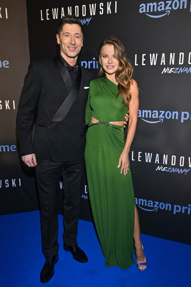Robert Lewandowski i Anna Lewandowska na premierze filmu „Lewandowski – nieznany”