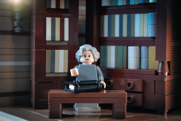 Wisława Szymborska w wersji LEGO