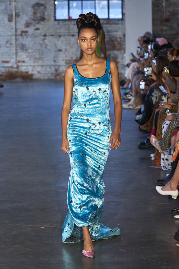 Mermaidcore - moda inspirowana syrenami