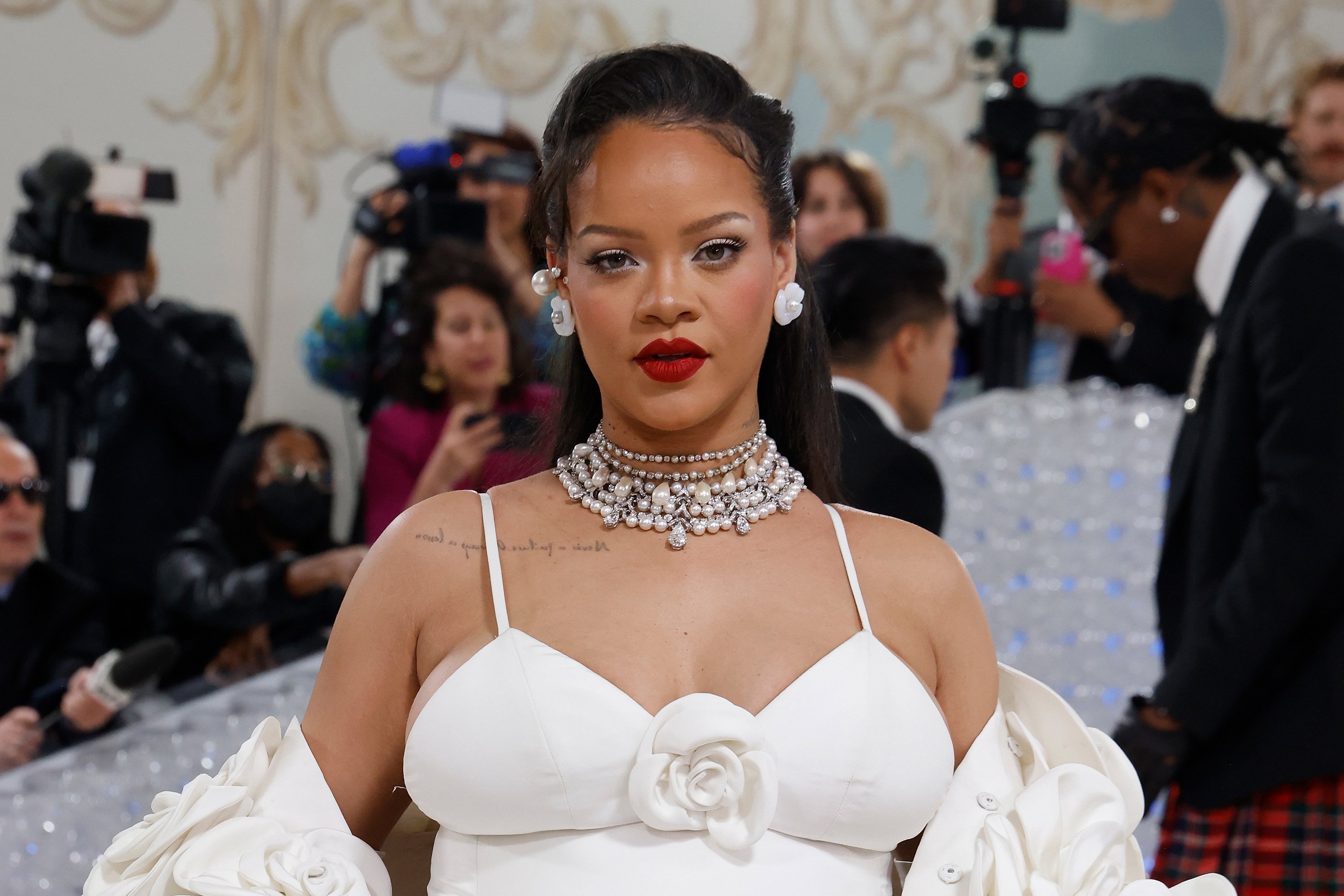 Met Gala 2023: Rihanna