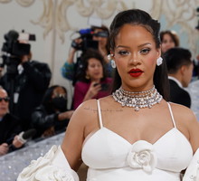Met Gala 2023: Rihanna