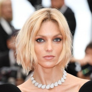 Anja Rubik opublikowała zdjęcie z dzieciństwa, na którym wygląda jak Natalie Portman